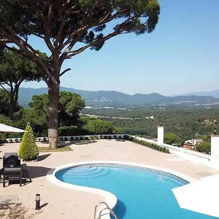 Сasa de vacaciones House With Panoramic View And Large Swimming Pool *
